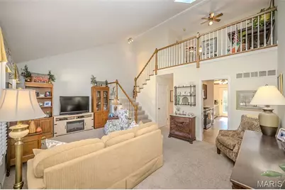 1077 Brooksgate Manor Drive, Saint Louis, MO 63122 - Photo 9