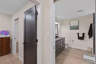 9784 Ridgecrest Dr, Hillsboro, MO 63050 - Photo 19