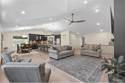 9784 Ridgecrest Drive, Hillsboro, MO 63050 - Photo 7