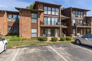 1045 Mersey Bend Dr, Saint Louis, MO 63129 - Photo 37