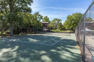 1045 Mersey Bend Dr, Saint Louis, MO 63129 - Photo 33