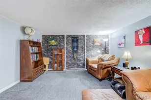 2028 Hungerford Dr, Saint Louis, MO 63031 - Photo 35