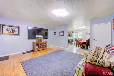 2028 Hungerford Drive, Saint Louis, MO 63031 - Photo 11