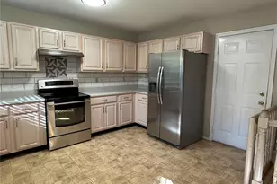 625 Autumn Oaks Dr, Saint Peters, MO 63376 - Photo 9