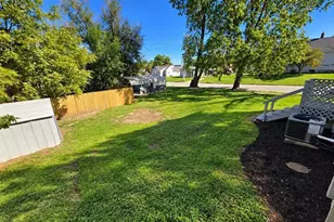 404 W Olive St, Palmyra, MO 63461 - Photo 29