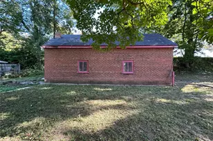 601 N 3rd St, Louisiana, MO 63353 - Photo 5