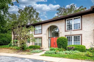 11709 Casa Grande Dr, Saint Louis, MO 63146 - Photo 5