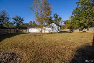 10898 Spring Town Rd, Mineral Point, MO 63660 - Photo 15