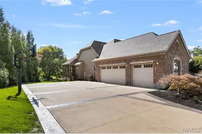 2 Fairlake Drive, Chesterfield, MO 63005 - Photo 67