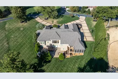 2 Fairlake Drive, Chesterfield, MO 63005 - Photo 77