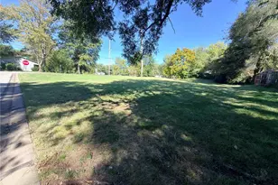 241 Manning Ave, Saint Louis, MO 63135 - Photo 1