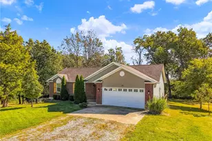 181 Shawn Ct, Troy, MO 63379 - Photo 5