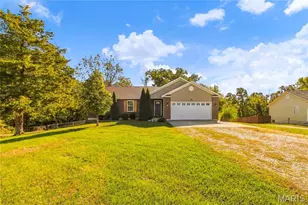 181 Shawn Ct, Troy, MO 63379 - Photo 3