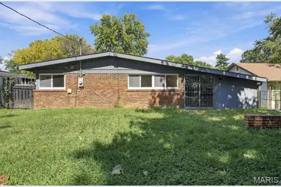 8408 Chalons Court, Berkeley, MO 63134 - Photo 29