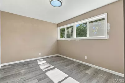 8408 Chalons Court, Berkeley, MO 63134 - Photo 19