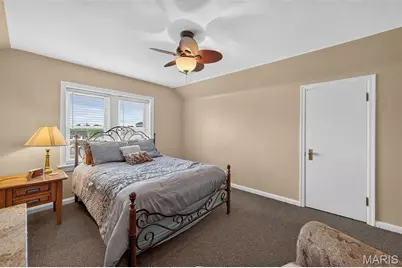 9015 Gravois Road, Affton, MO 63123 - Photo 5