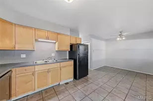 7639 Hazelcrest Dr, Hazelwood, MO 63042 - Photo 11