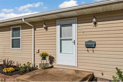 6541 Clifton Hills Drive, Saint Louis, MO 63139 - Photo 3