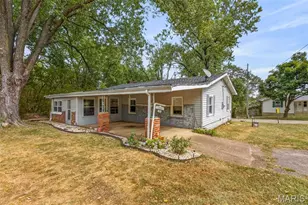 5935 Maple St, Park Hills, MO 63601 - Photo 5