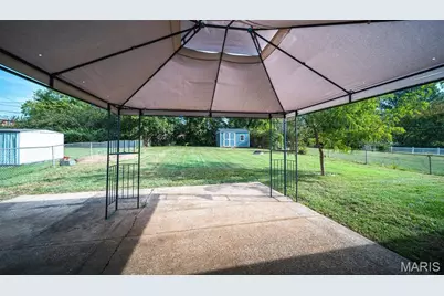 247 Martigney Drive, Saint Louis, MO 63129 - Photo 23