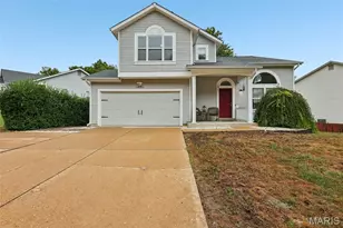 1091 Fenton Park Dr, Fenton, MO 63026 - Photo 1