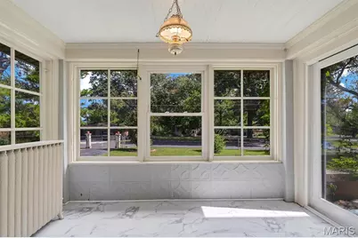 10305 Thorpe Avenue, Saint Louis, MO 63114 - Photo 21
