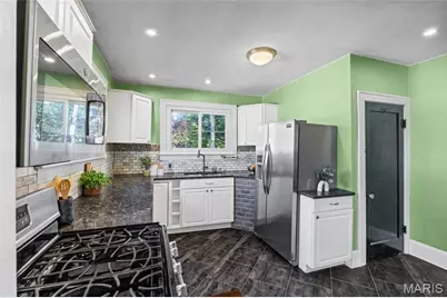 6409 Colver Avenue, Saint Louis, MO 63123 - Photo 13