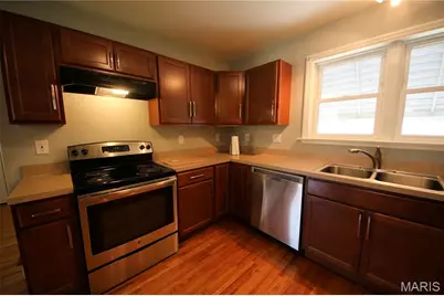 4317 Sunshine Drive, Saint Louis, MO 63116 - Photo 7