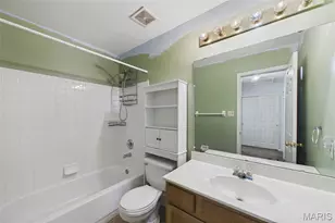 3123 Old Baumgartner Estates Ct, Oakville, MO 63129 - Photo 21