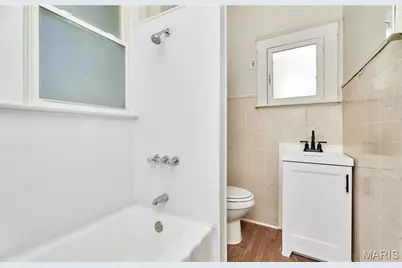 1224 Griefield Place, Saint Louis, MO 63133 - Photo 13