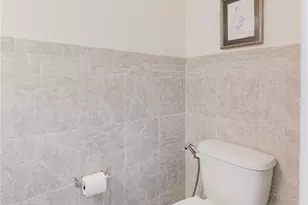 1599 Laurel Bluffs Dr, Saint Louis, MO 63042 - Photo 27