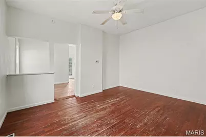 8516 Pennsylvania Avenue, Saint Louis, MO 63111 - Photo 3
