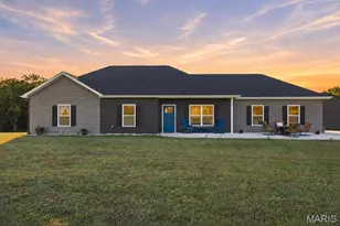526 Luechtefeld Farm Dr, Leslie, MO 63056 - Photo 1