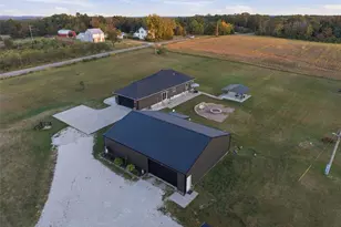 526 Luechtefeld Farm Dr, Leslie, MO 63056 - Photo 7