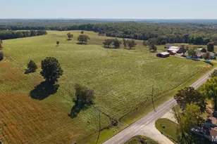 2527 Hwy Jj, Bourbon, MO 65441 - Photo 17