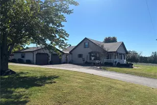 2527 Hwy Jj, Bourbon, MO 65441 - Photo 1