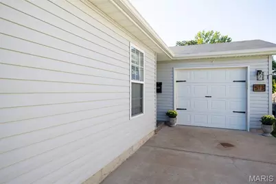 513 S 1st Street, Pacific, MO 63069 - Photo 3