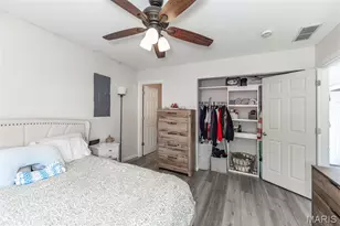 513 S 1st St, Pacific, MO 63069 - Photo 17