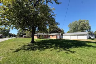 902 Prairie St, Monroe City, MO 63456 - Photo 3
