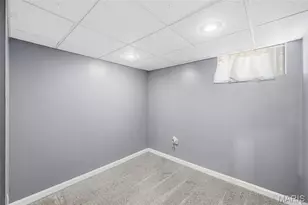 209 S Pam Ave, Saint Charles, MO 63301 - Photo 23