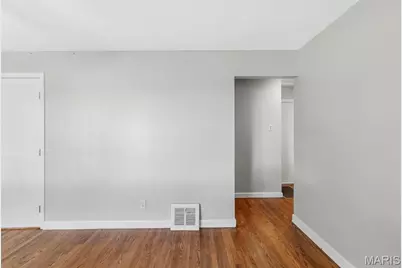 3238 Krem Avenue, Saint Ann, MO 63074 - Photo 7