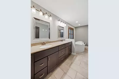 6576 S Lakeshore Drive, Hillsboro, MO 63050 - Photo 25