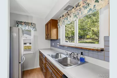 1766 Seven Pines Drive, Saint Louis, MO 63146 - Photo 21