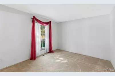 1766 Seven Pines Drive, Saint Louis, MO 63146 - Photo 9