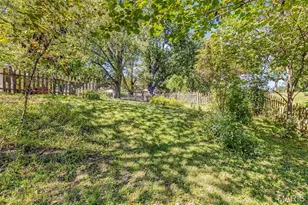 1766 Seven Pines Dr, Saint Louis, MO 63146 - Photo 51
