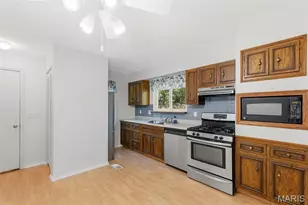 1766 Seven Pines Dr, Saint Louis, MO 63146 - Photo 17