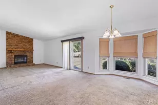 4227 Meadowgreen Trails Dr, Saint Louis, MO 63129 - Photo 9