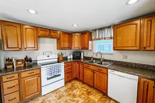209 E Walnut, Shelbina, MO 63468 - Photo 9
