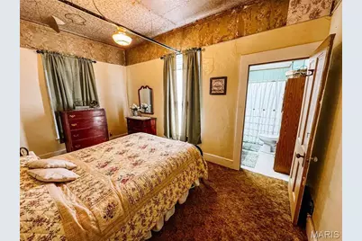 209 E Walnut, Shelbina, MO 63468 - Photo 13