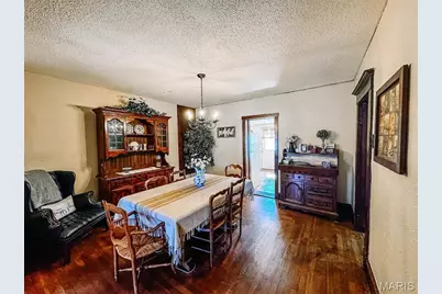 209 E Walnut, Shelbina, MO 63468 - Photo 7